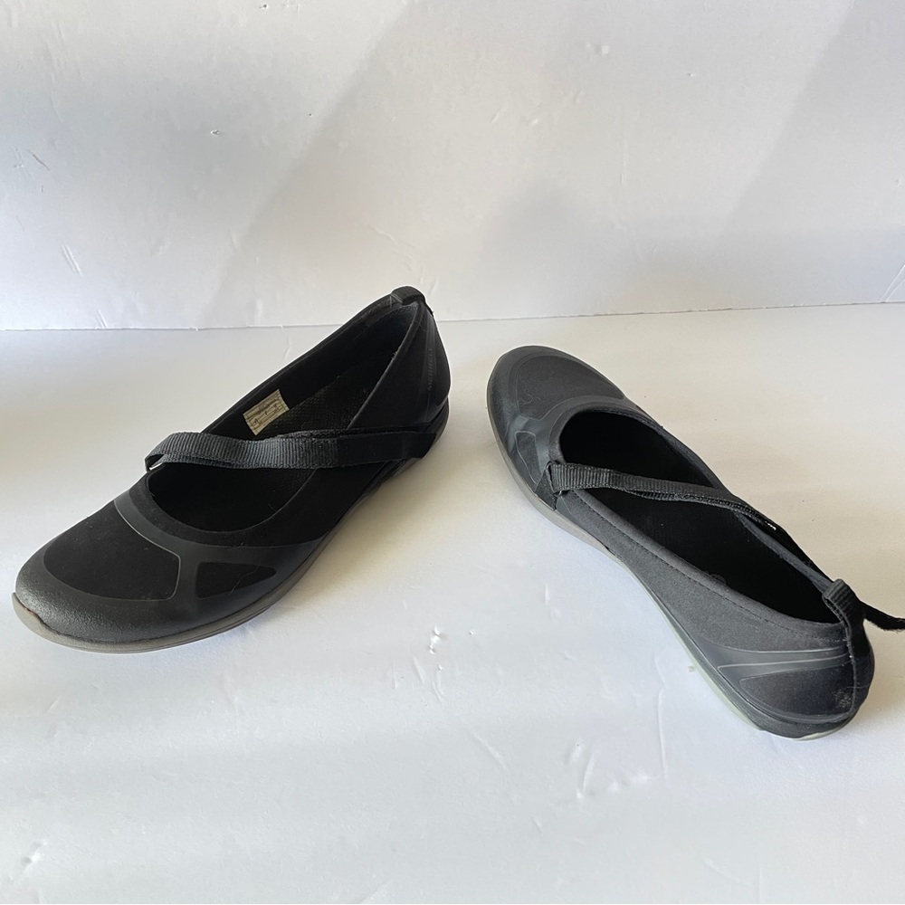 Merrell Black Ballet Flats Comfortable Velcro Cabincore Slip-On Loafers Size 8.5